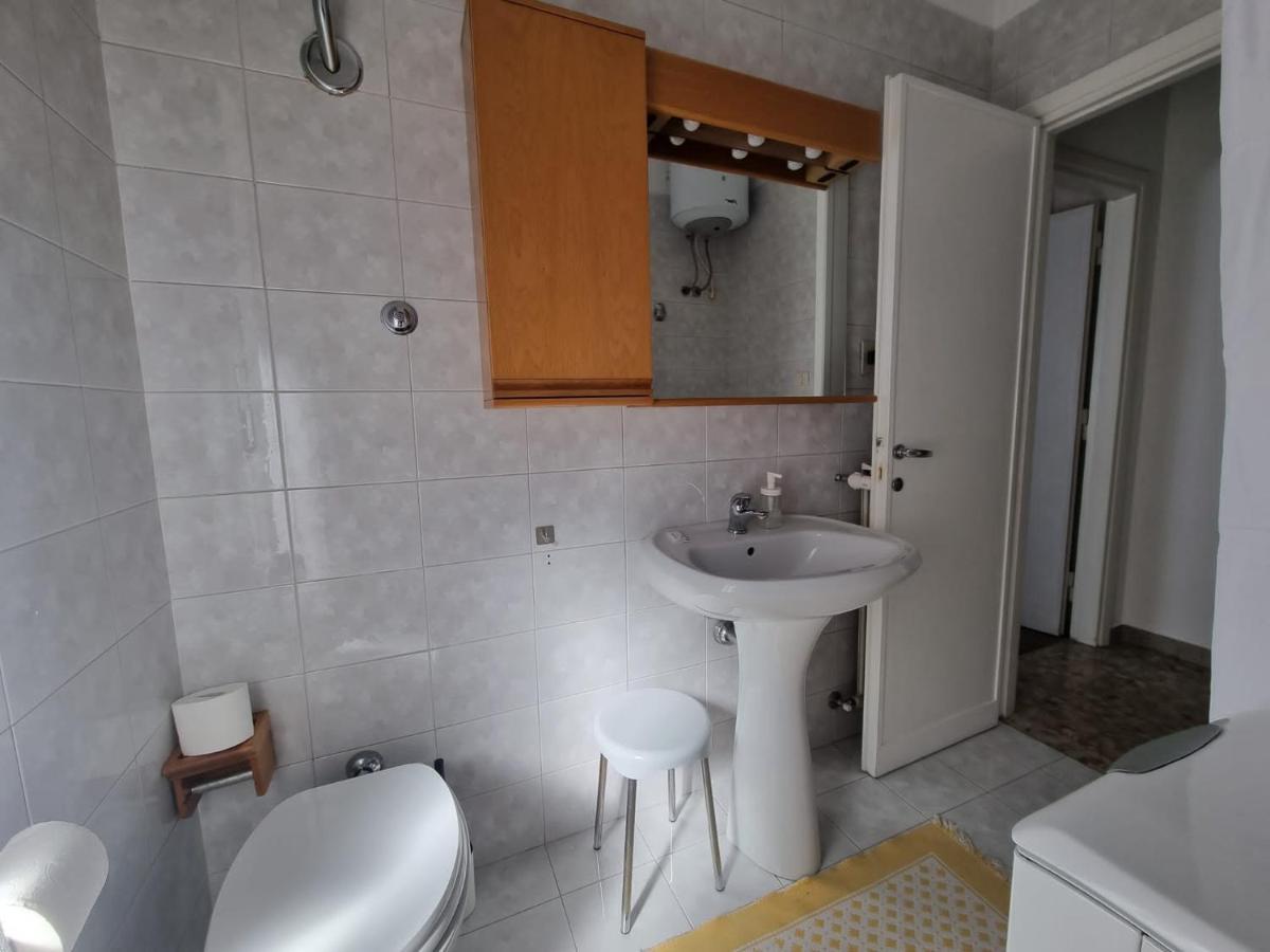 Ferienwohnung Ultimo Piano Con Parcheggio Triest Exterior foto