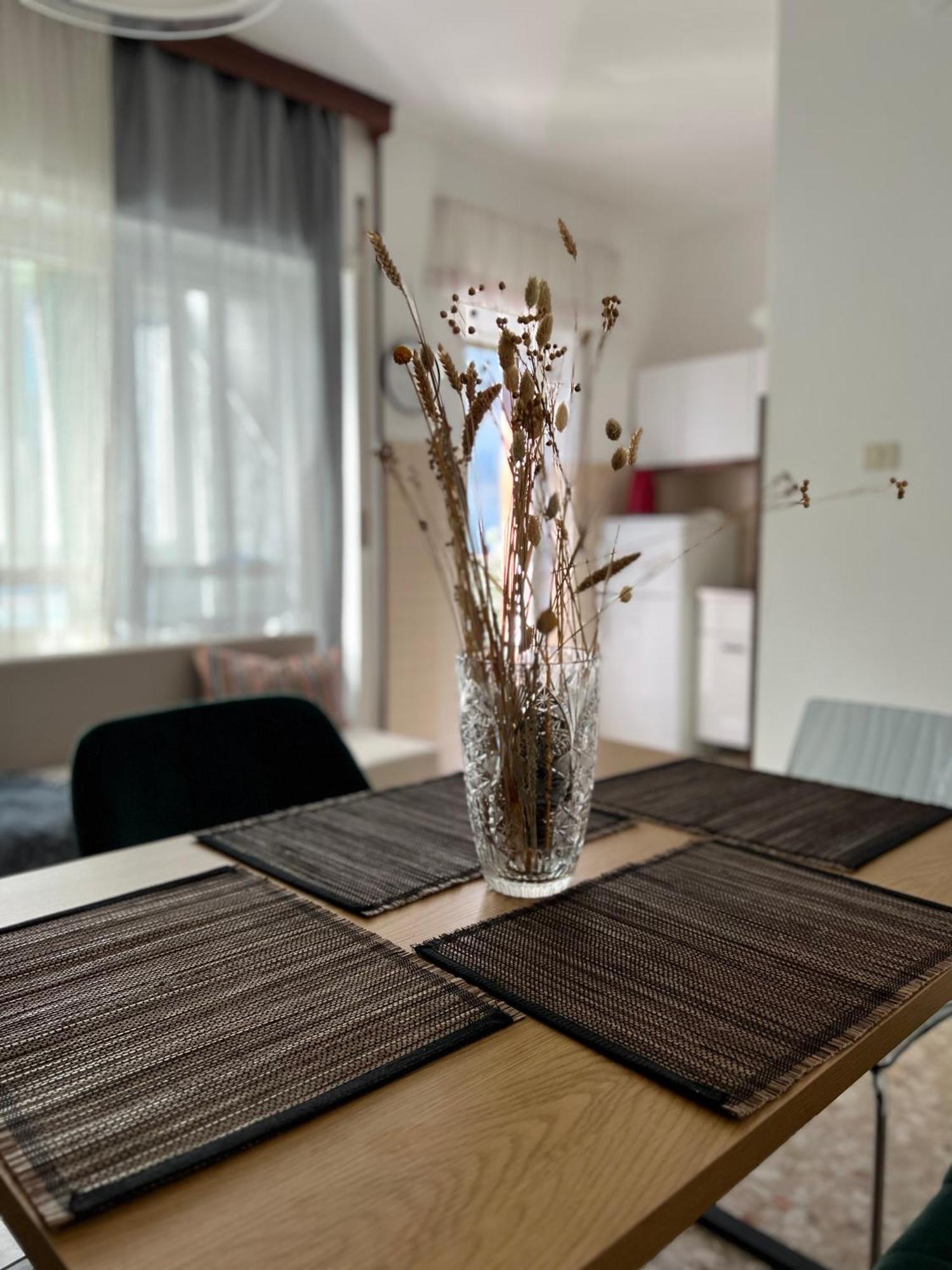 Ferienwohnung Ultimo Piano Con Parcheggio Triest Exterior foto